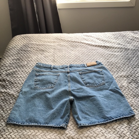 MaryK & Co Jean Shorts, Easy Fit, size 42 - Picture 3 of 11